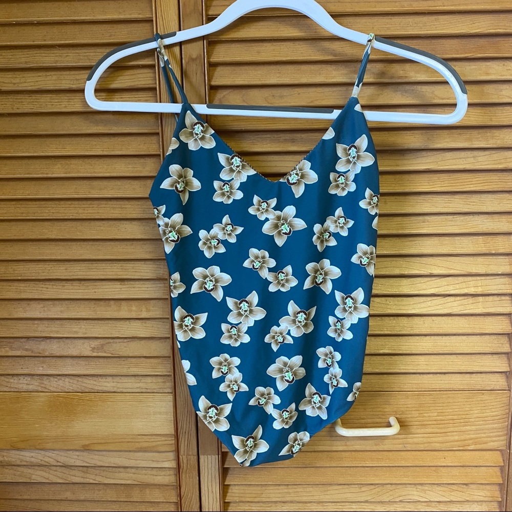 Acacia Tropic Banyan One Piece - Picture 1 of 5